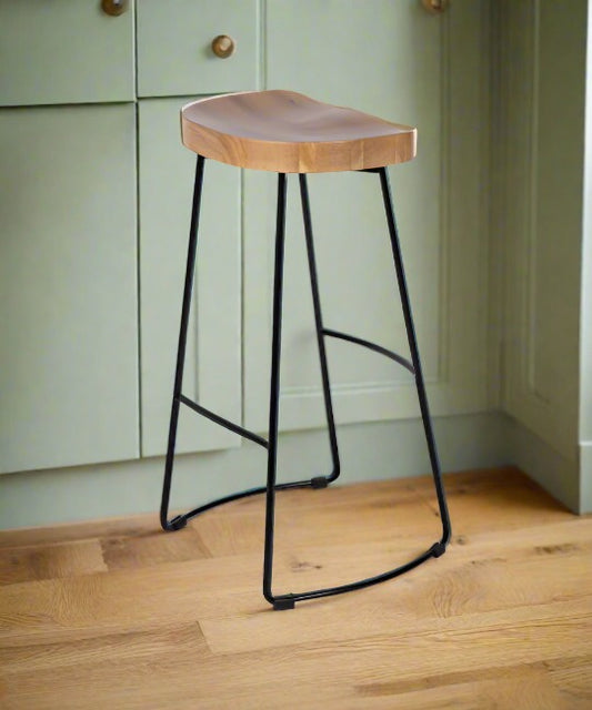 Classic oak Stools Collection